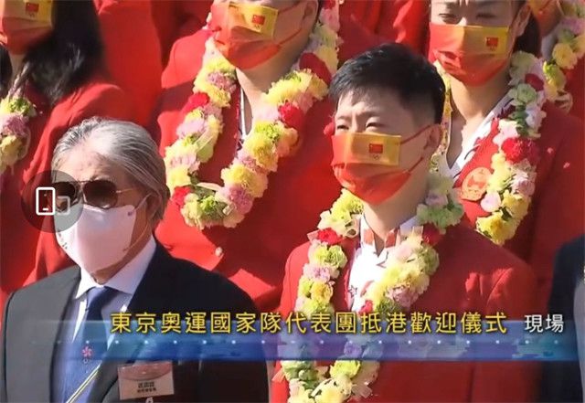 萌白酱jk白丝
